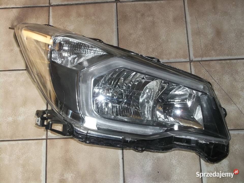 Subaru Forester Reflektor Lampa Prawa Orginal J Drzej W Sprzedajemy Pl