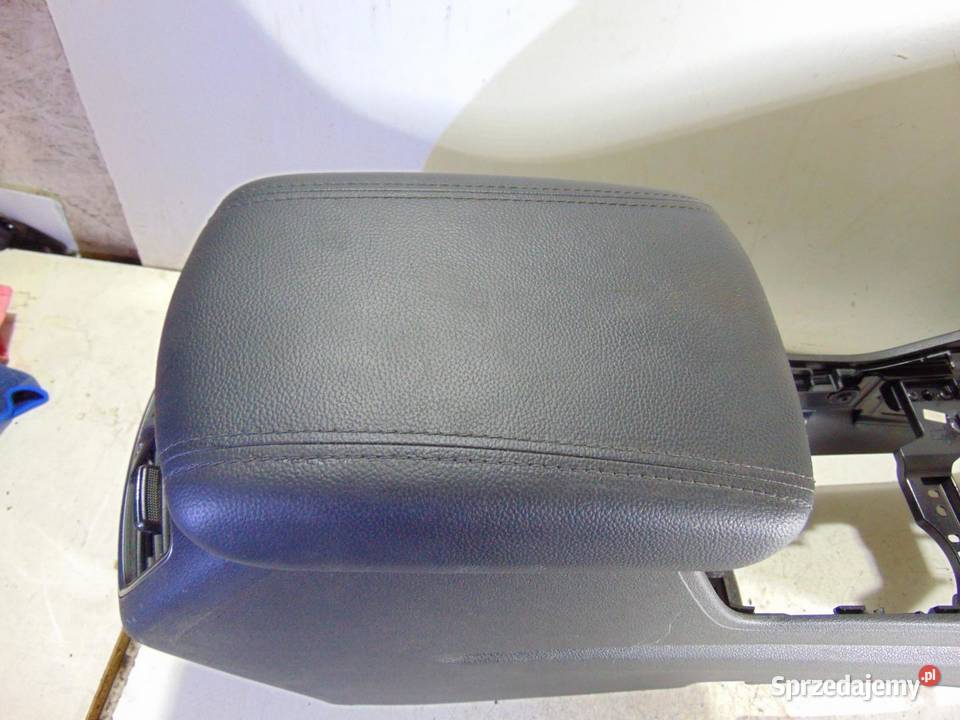 TUNEL ŚRODKOWY PODŁOKIETNIK HYUNDAI TUCSON III