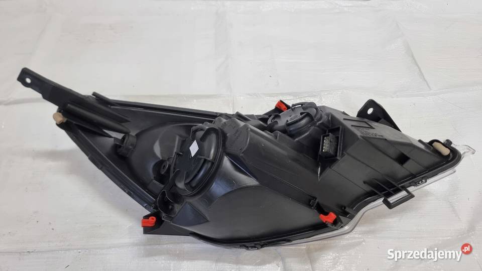 Lampa przednia lewa OPEL MERIVA B EUROPA
