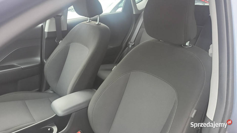 Hyundai Kona 10 TGDI salon wersja Smart II 2023 system Start-Stop