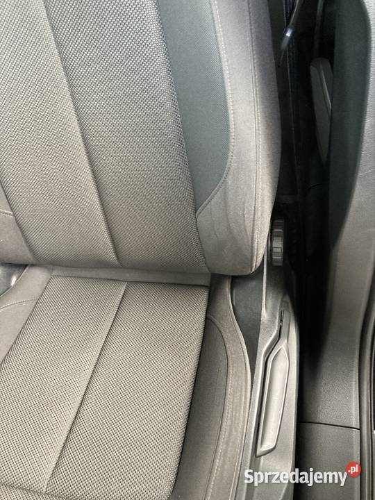 Fotele Tapicerka Audi Q5 80A 100000km Mnich