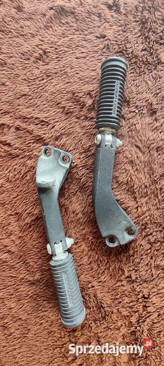 Harley Dyna Podnożki Mocowanie tylne set OEM Orzesze