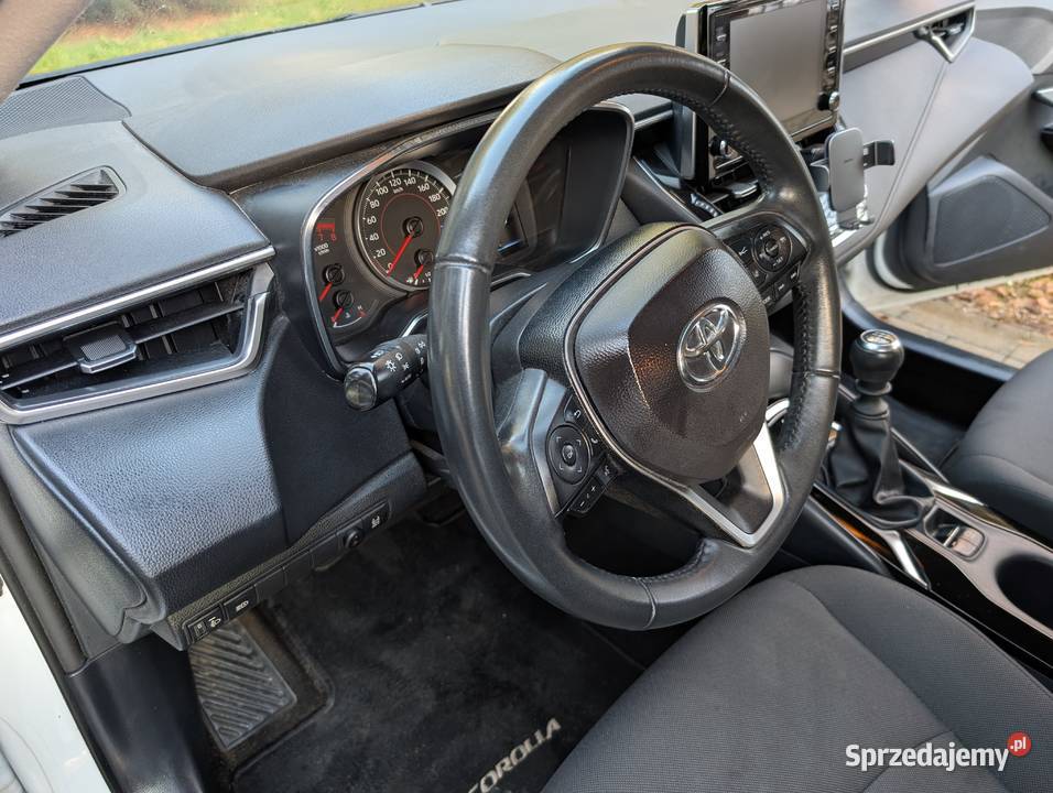 Toyota Corolla 16 benz 2020r podkarpackie