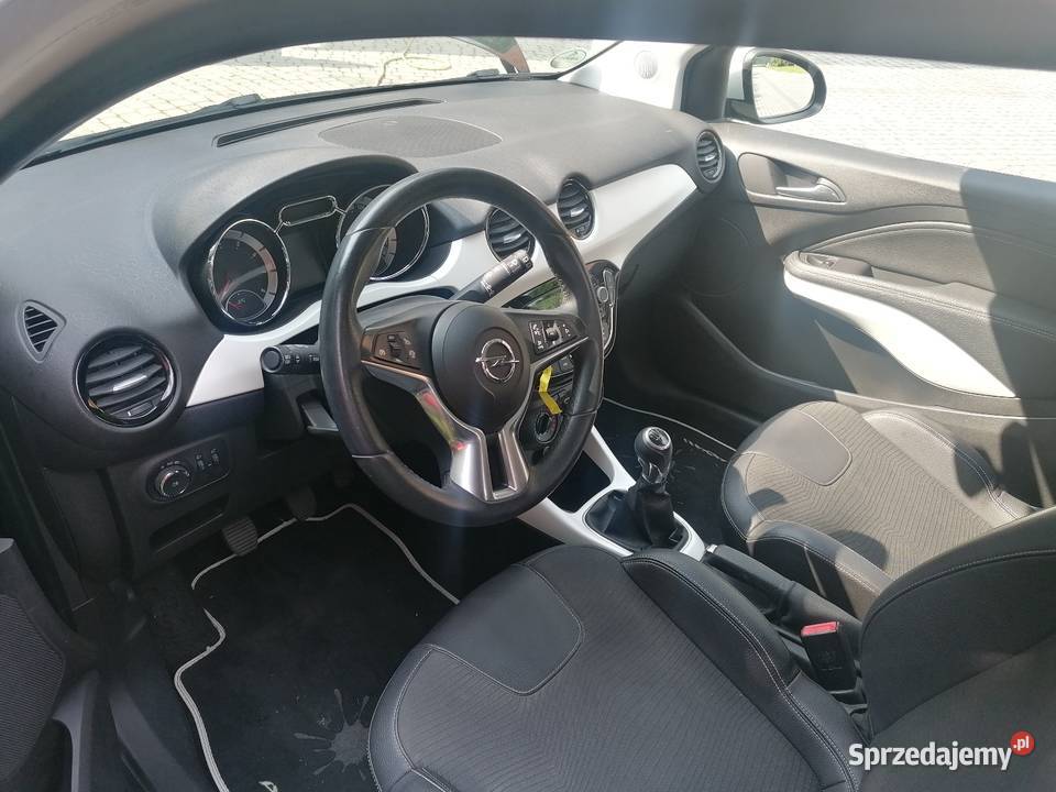 Opel Adam 12 2014 70KM Poręba Wielka