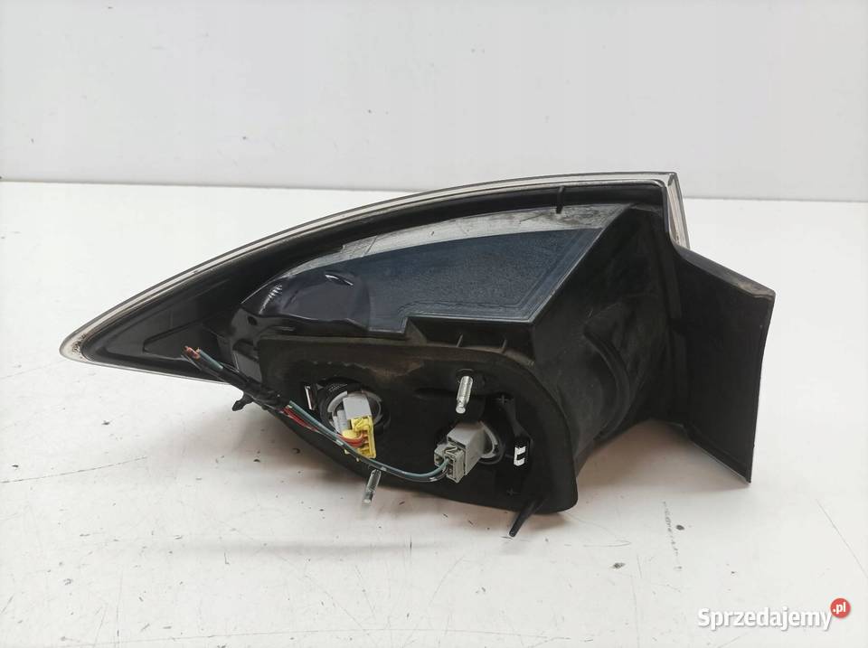 LAMPA TYŁ PRAWA LIFT FL Mazda 3 I 20032009 świętokrzyskie