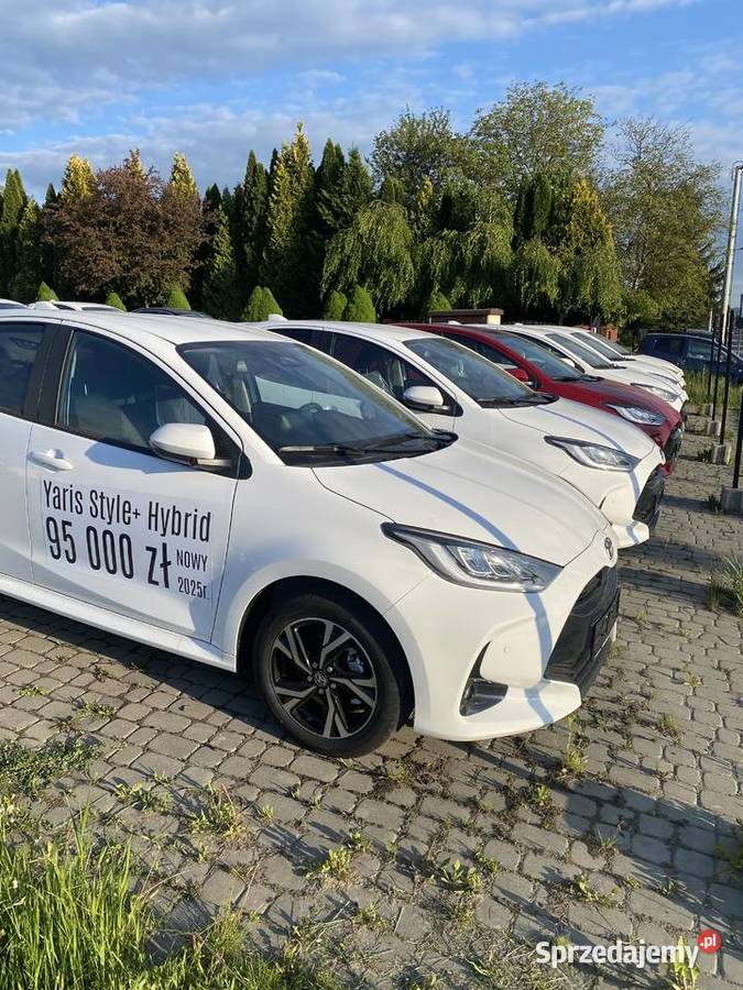 Toyota Yaris Style Hybrid NOWY 2025 95k PLN Rzeszów