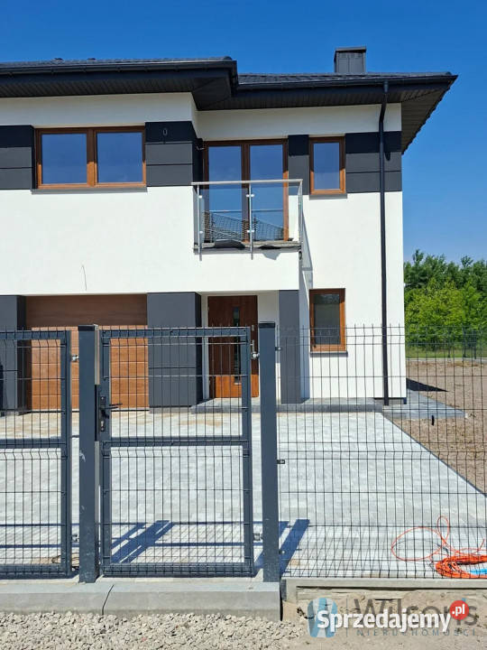 Dom bliźniak Głosków 142m2