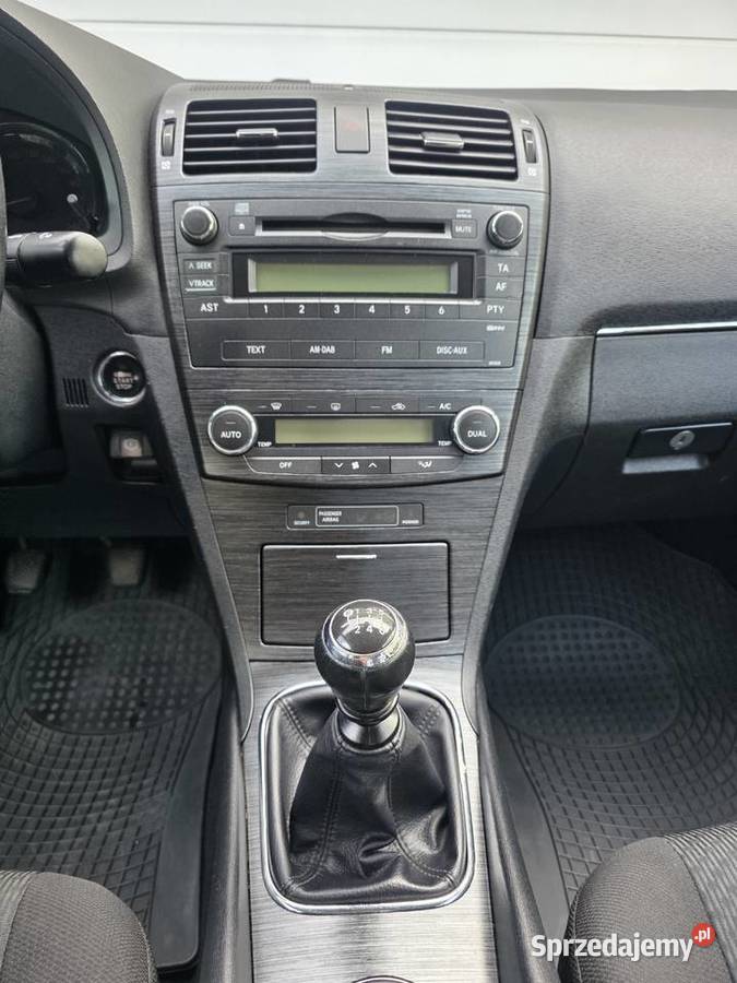 Toyota Avensis 18 SOL Plus produkcji 2009 dolnośląskie Oborniki Śląskie