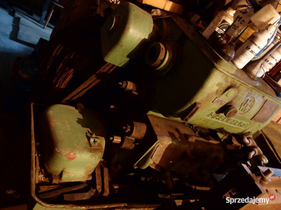 Duża przemysłowa Tokarka Magdeburg produkcja NRD
