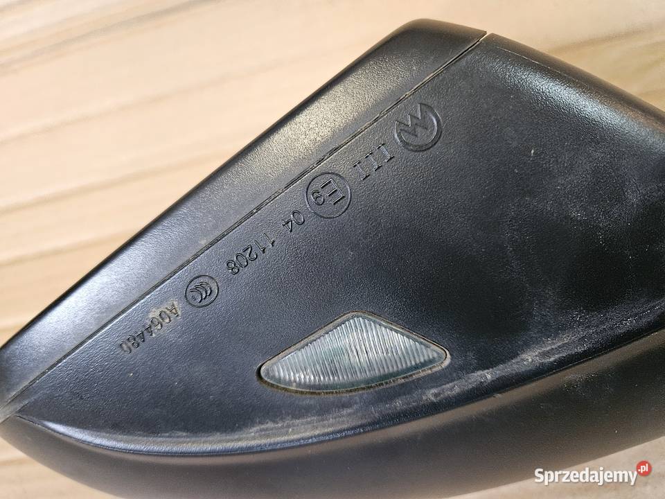 VW TOURAN II 5TA LUSTERKO LEWE 9PIN Międzychód