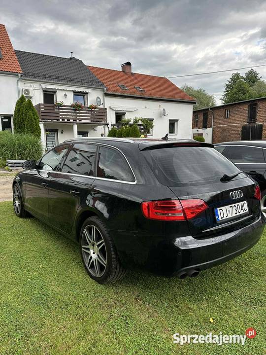 AUDI A4 B8 Kombi 2009 20 TDI 143 Xenon Navigacja elektrochrom. lusterka boczne Samochody osobowe Jelenia Góra sprzedam