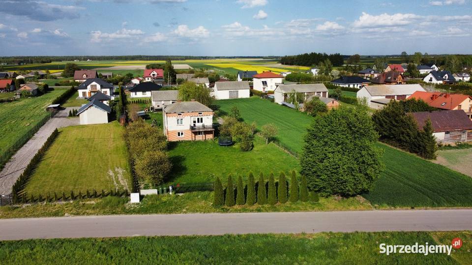 Dom jeziorem Dratów pustak