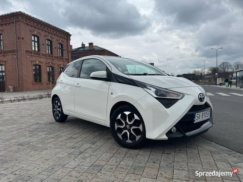 Toyota aygo 1 właściciel Polski salon nieuszkodzony Dąbrowa Górnicza