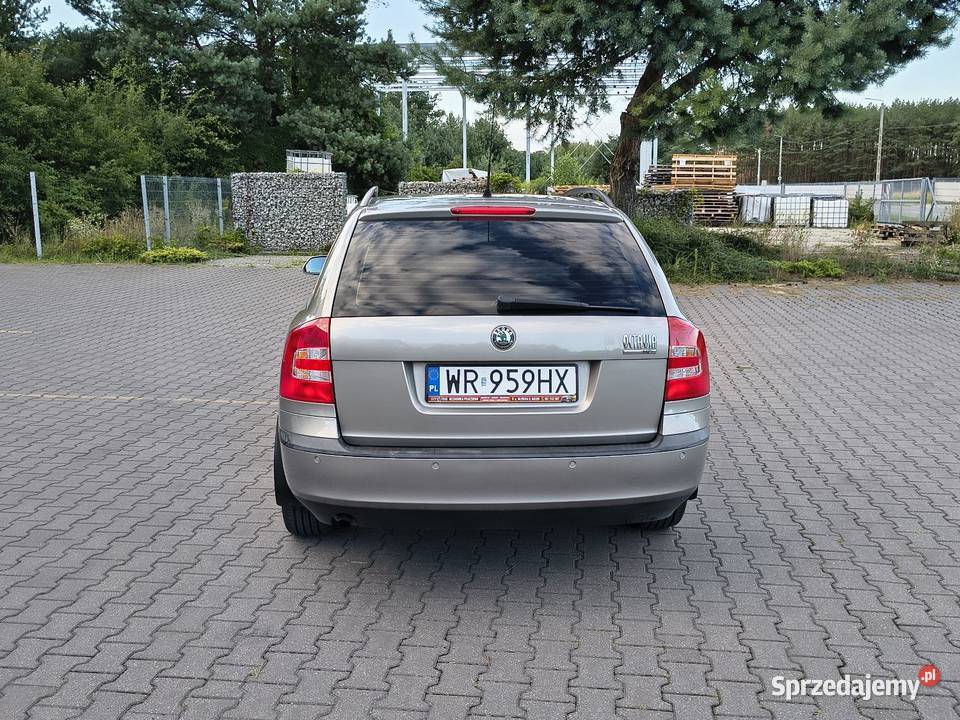 Octavia II Kombi 16 MPi 97 przebiegu 2 lakier metallic Radom