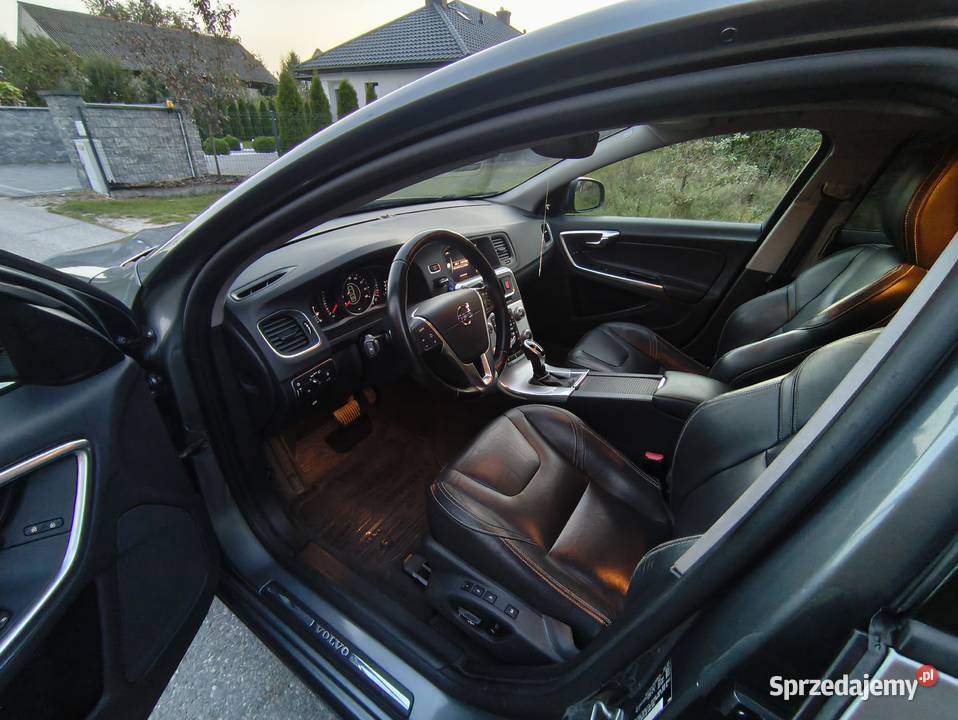 Volvo S60 T5 RDesign Kinetic gniazdo USB