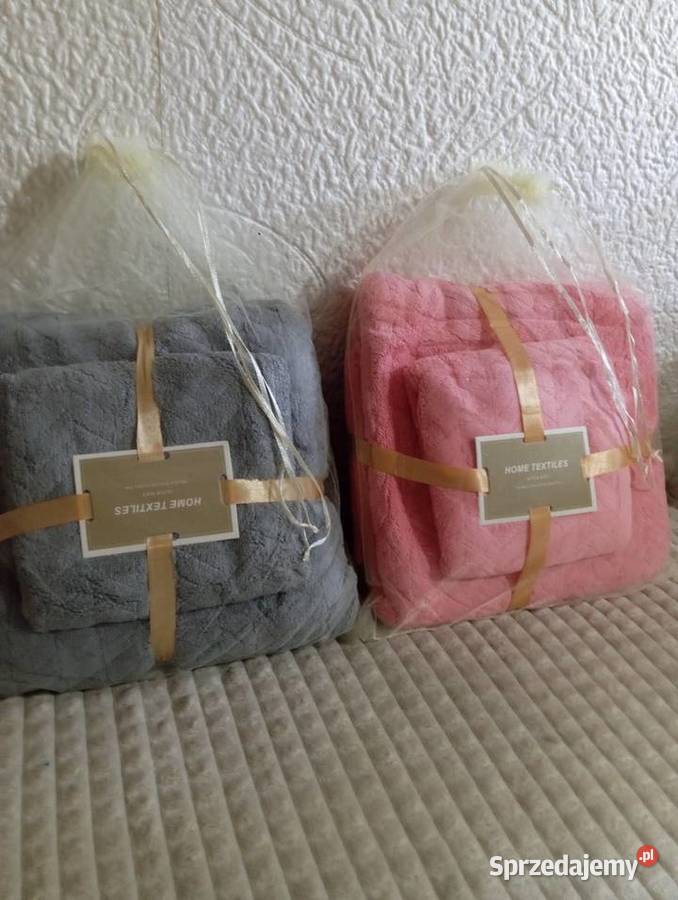 Dwa komplety 4 milutkich ręczników z mikrofibry szary