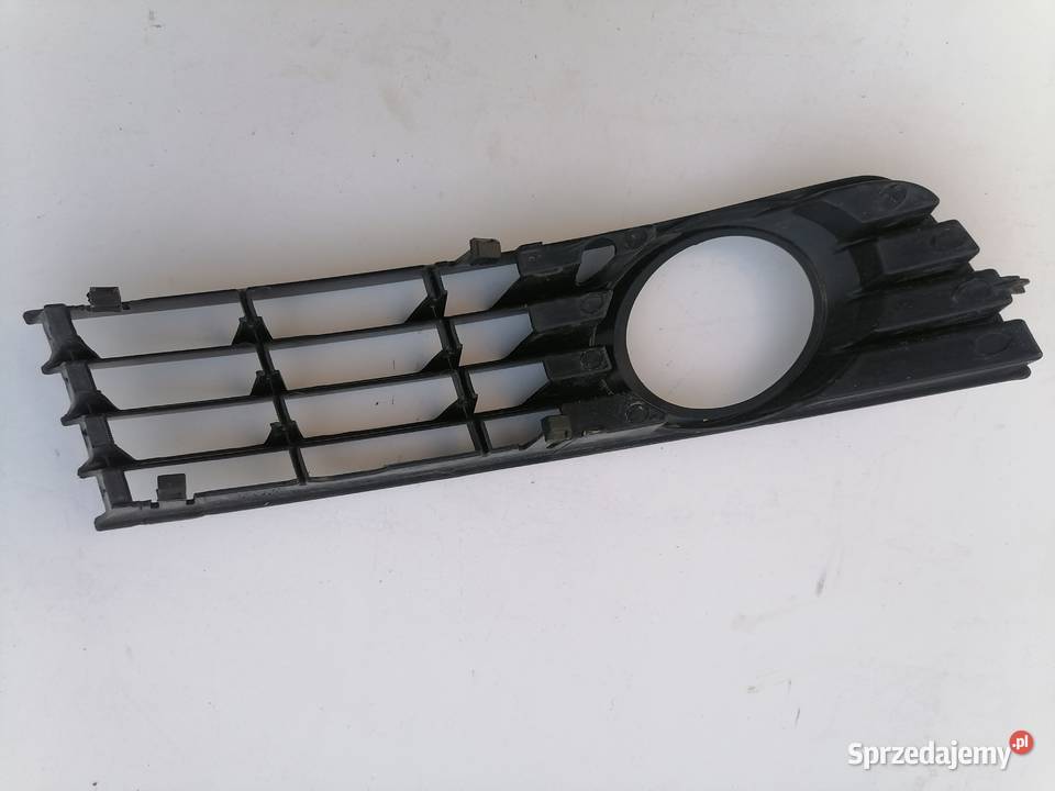 Audi A4 B6 kratka zderzaka lewa Rok produkcji 2004 Szczerbice