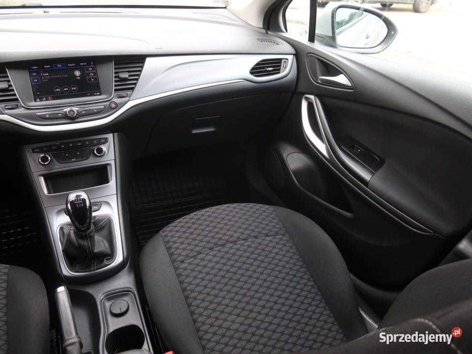 Opel Astra 12 Turbo Katowice