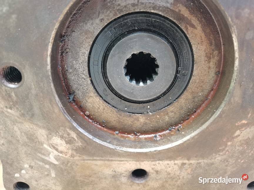 Manitou MLT 731 Skrzynia kątowa 15932 Pozostałe Wilkowo