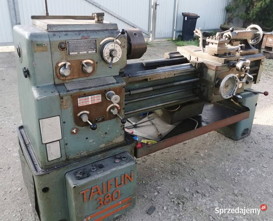 Tokarka do metalu Tuj 50 M przelot 90 mm Cu 580 małopolskie