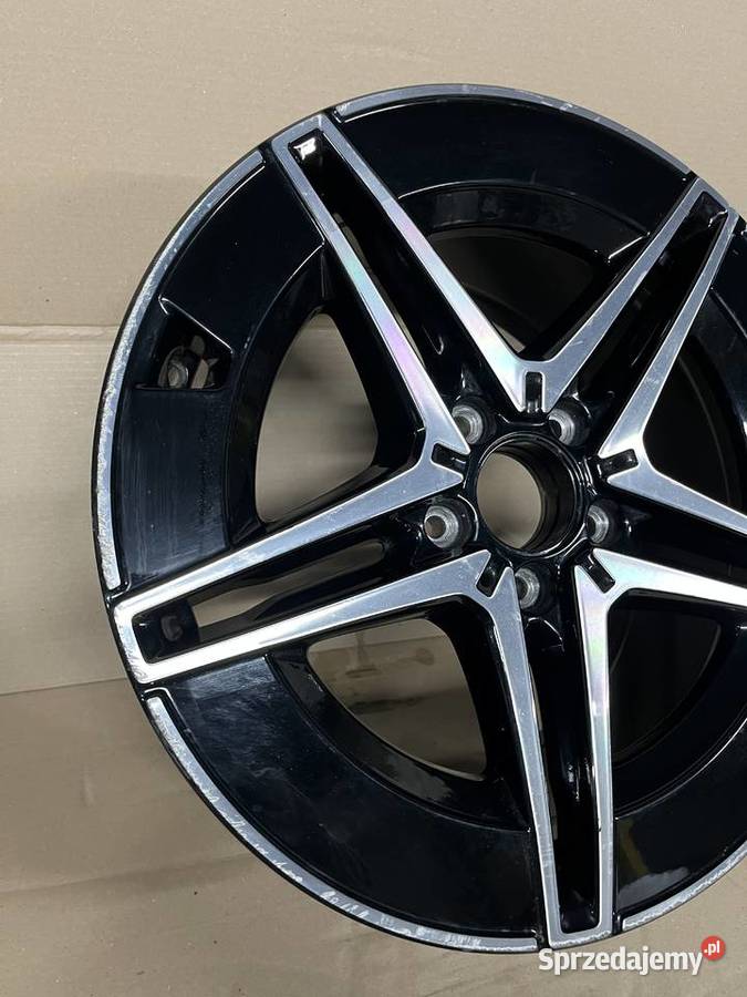 Felga pojedyncza AMG Mercedes CKlasa W206 9Jx18 Mercedes-Benz OE Gostyń