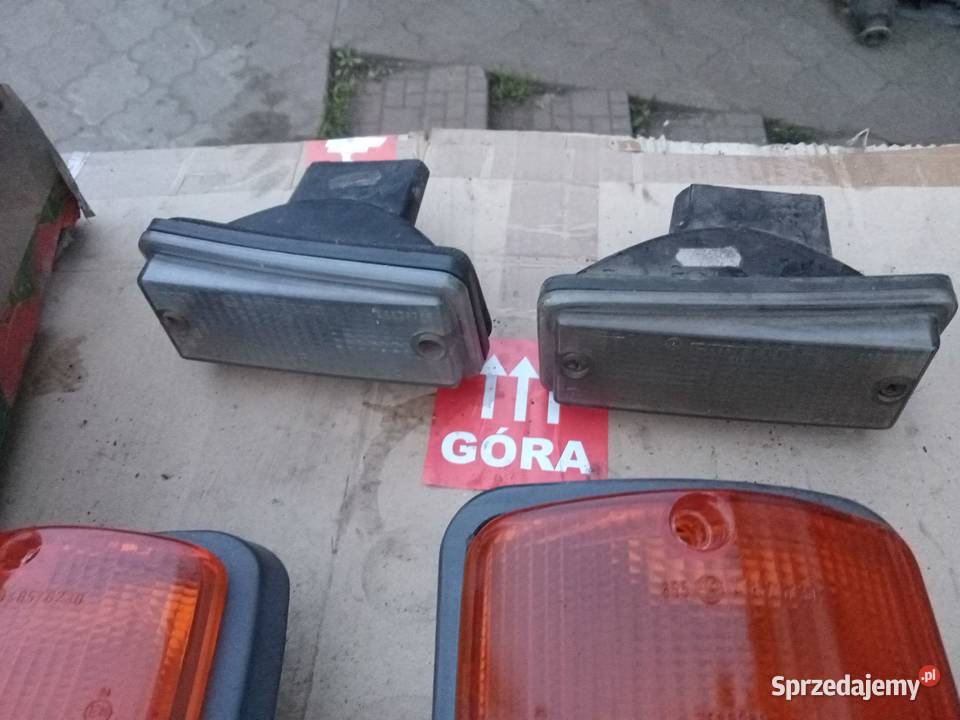 Fiat 126p lampy tylne osobowe Stalowa Wola sprzedam