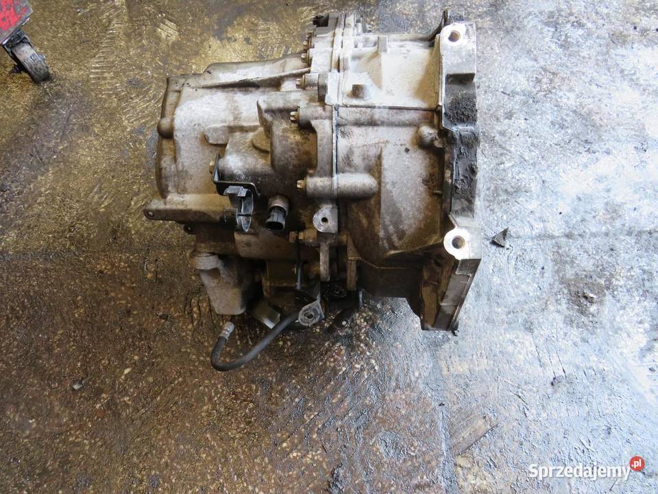 SKRZYNIA BIEGÓW ZAFIRA C 20 CDTI 55564375 F40