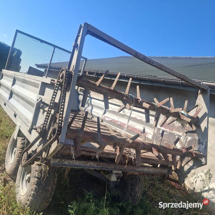 Sprzedam 2 rozrzutniki widoczne na zdjęciach nieuszkodzony Bystrzejowice Pierwsze