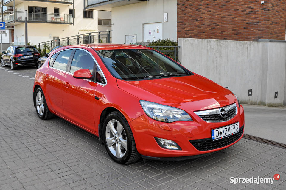 Opel Astra J 16T 180 LPG Bezwypadkowy 1598cm3 Wrocław