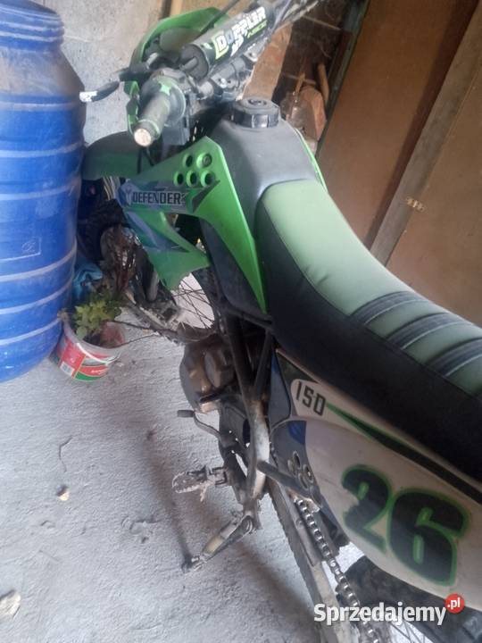 Defender 150 16KM sprzedam