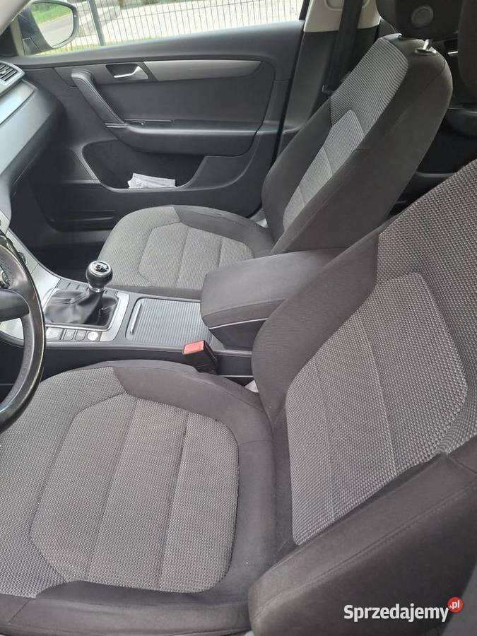Sprzedam vw passat kupiony w polskim salonie sprzedam