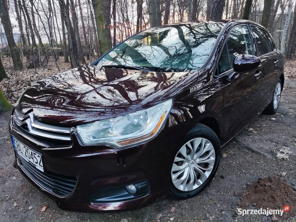 Komfortowy kompakt CITROEN C4 II 2010 w wersji Bojszowy sprzedam