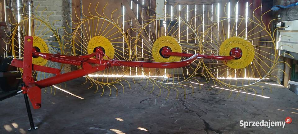 Zgrabiarka przewracarka do siana Gawrony sprzedam