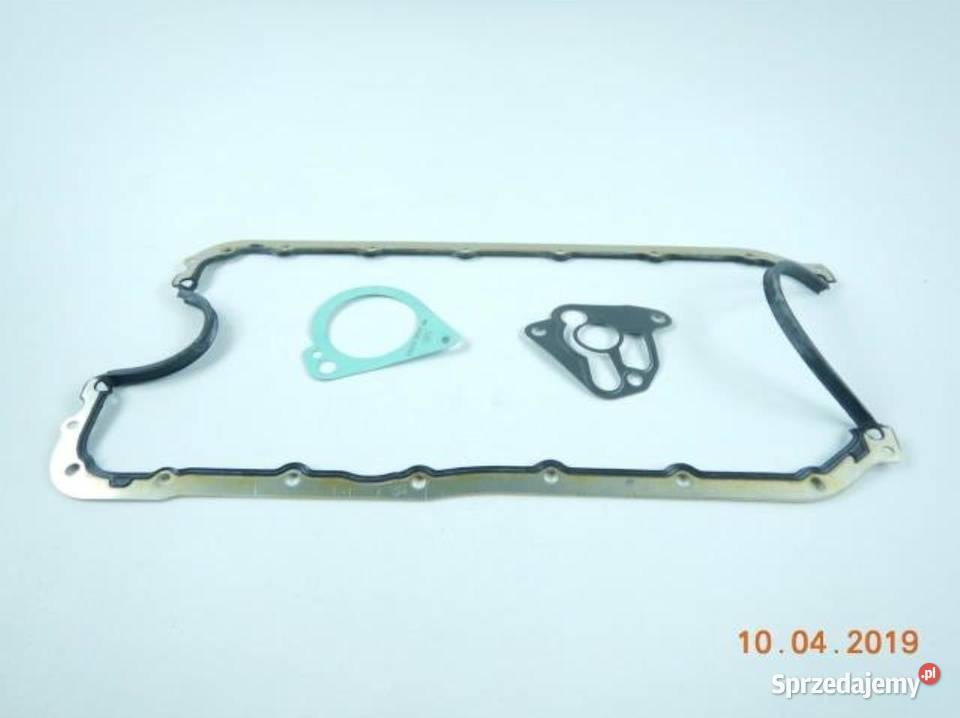 USZCZELKI SKRZYNI KORBOWEJ MAZDA 121 9603