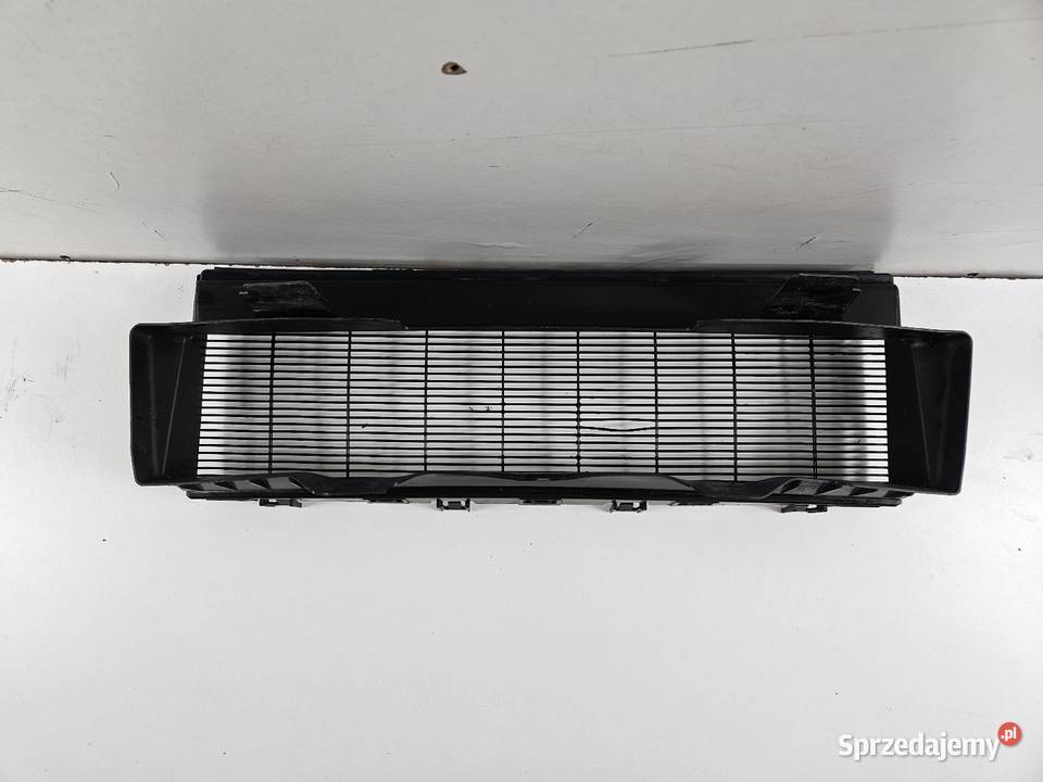 PORSCHE 992 KIEROWNICA WLOT POWIETRZA PRZÓD Międzychód