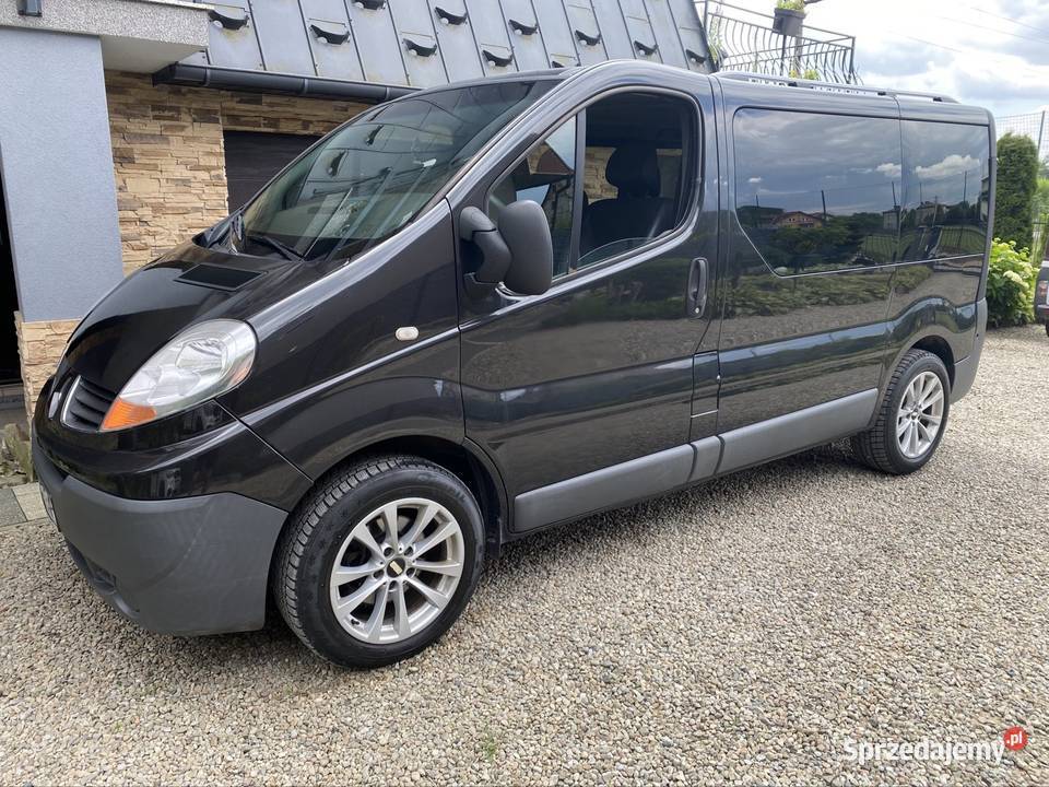 Renault Trafic lift 9osobowy 2000cm3 sprzedam