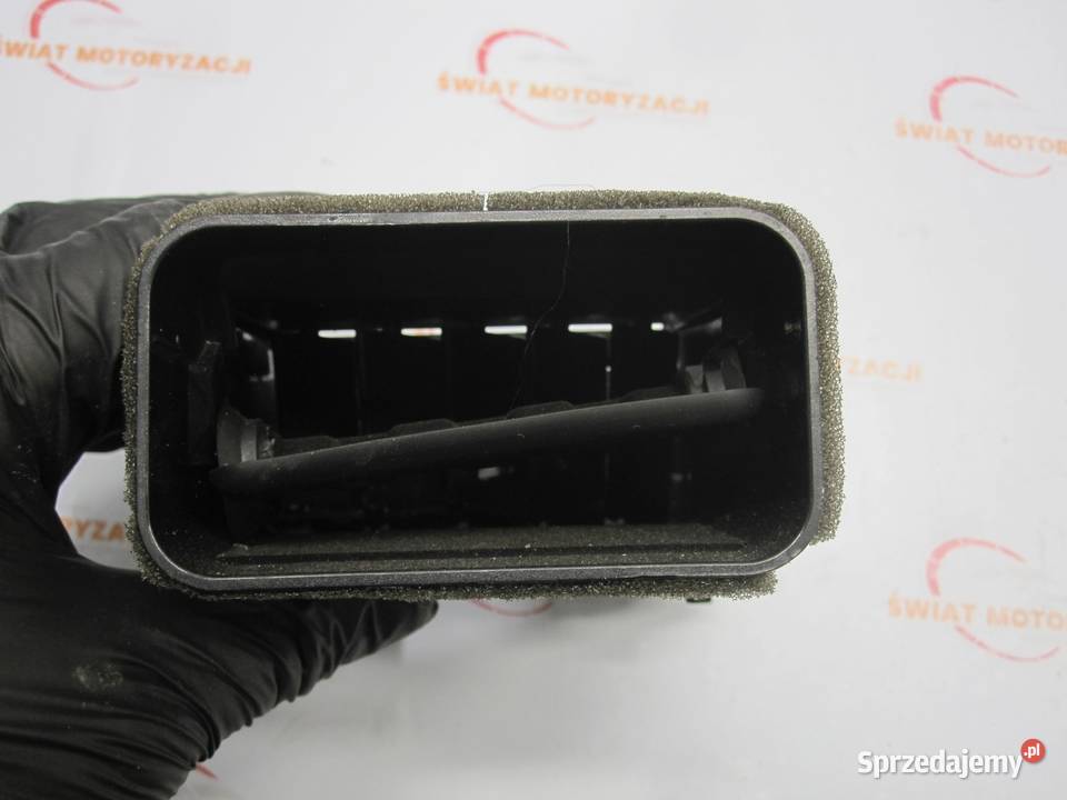 MERCEDES W204 07r kratka nawiewu 05924001 świętokrzyskie sprzedam