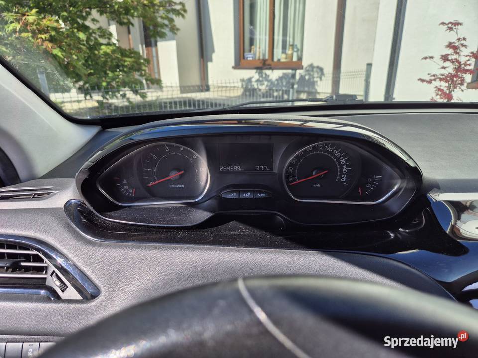 Peugeot 208 produkcji 2012 14vti benzyna gaz Dyminy