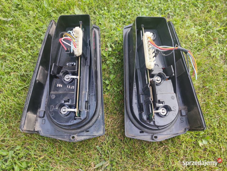 Lampy tylne tył Fiat Panda 141a komplet L P Chwaszczyno