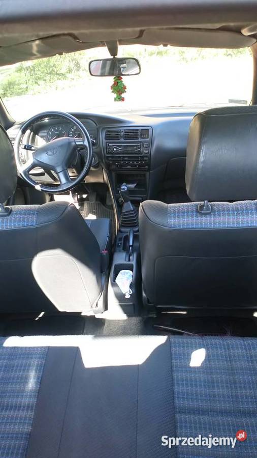 Klasyk Corolla E10 liftbeck czerwony Końskie sprzedam