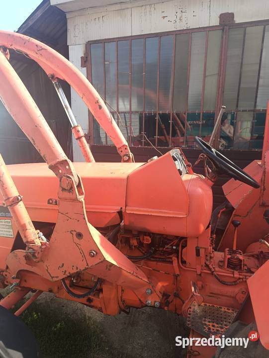 Ciągnik rolniczy Renault 57 z TUREM mazowieckie Radom
