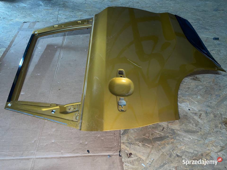 Suzuki Vitara 2015 Drzwi tylne prawe Czarny Dunajec