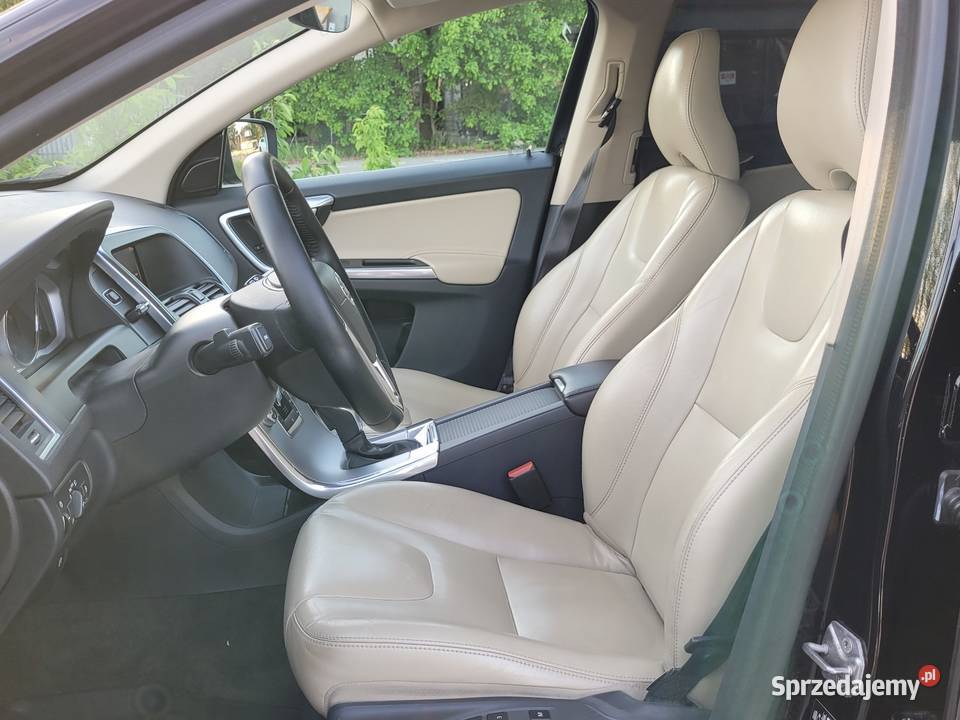 Volvo XC60 D4 Summum Salon Polska Serwis ASO