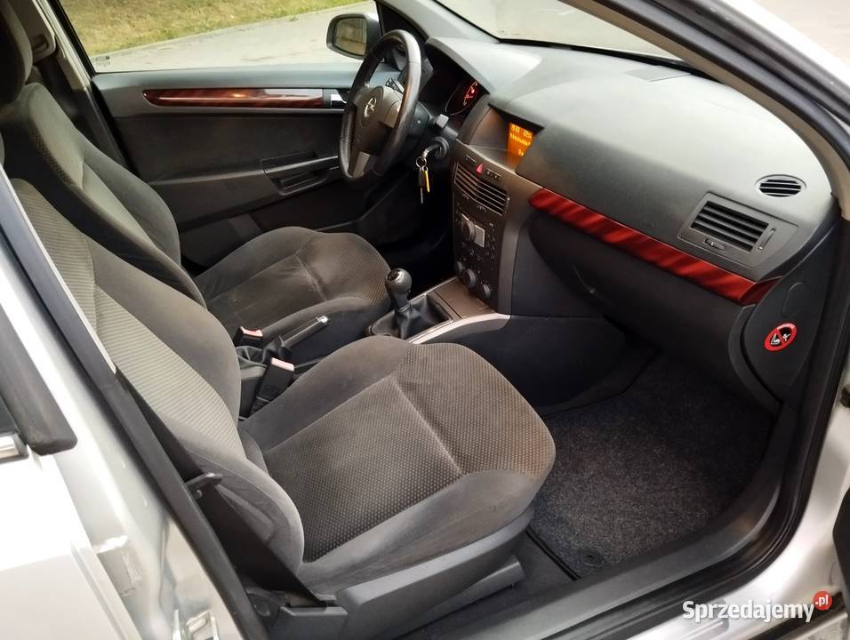 Opel Astra 18 GAZ LPG 150 SUPER STAN NIEMCY Rok produkcji 2005 Jarosław