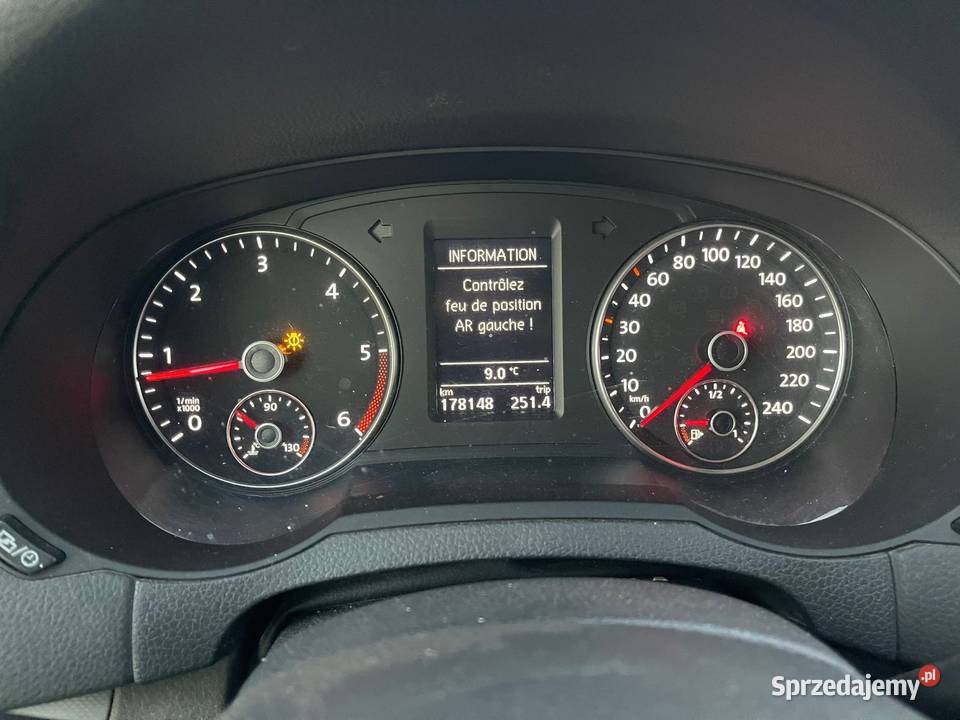 Sharan II diesel niski przebieg Oryginał światła przeciwmgielne Gryżyna sprzedam