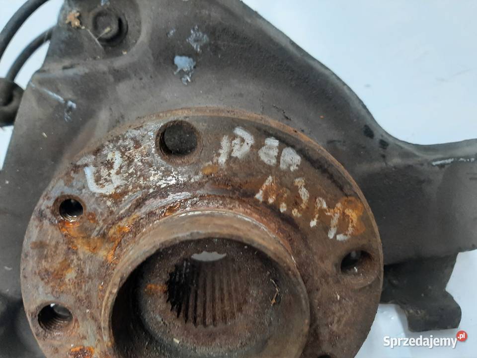 Fiat Idea 13 MJTD piasta zwrotnica lewa ABS osobowe Ksawerów