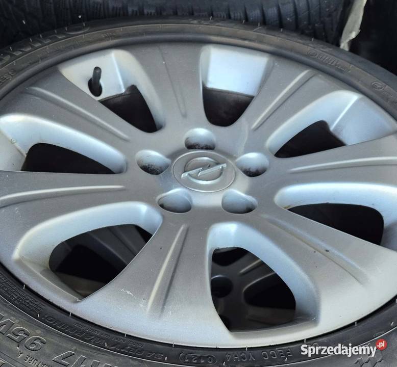 kola zimowe 2254517 OPEL 5X110goodyear Bełchatów sprzedam