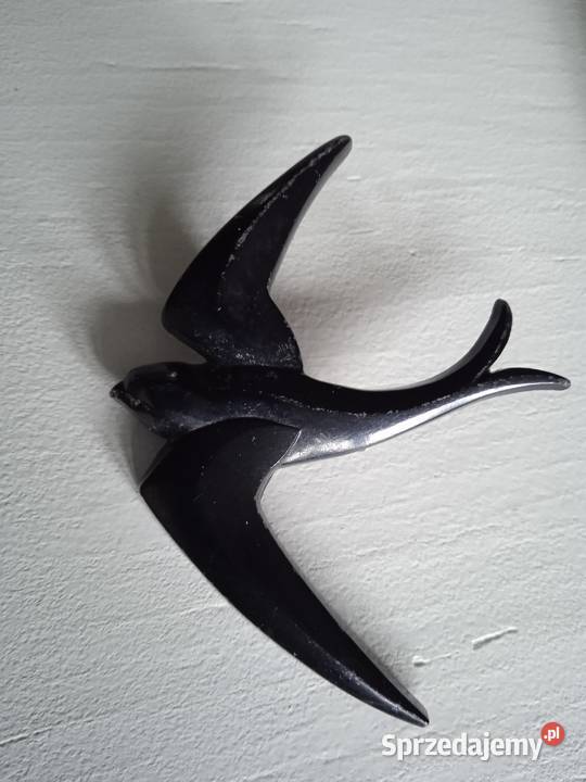 BROSZKA CZARNA JASKÓŁKA Piła