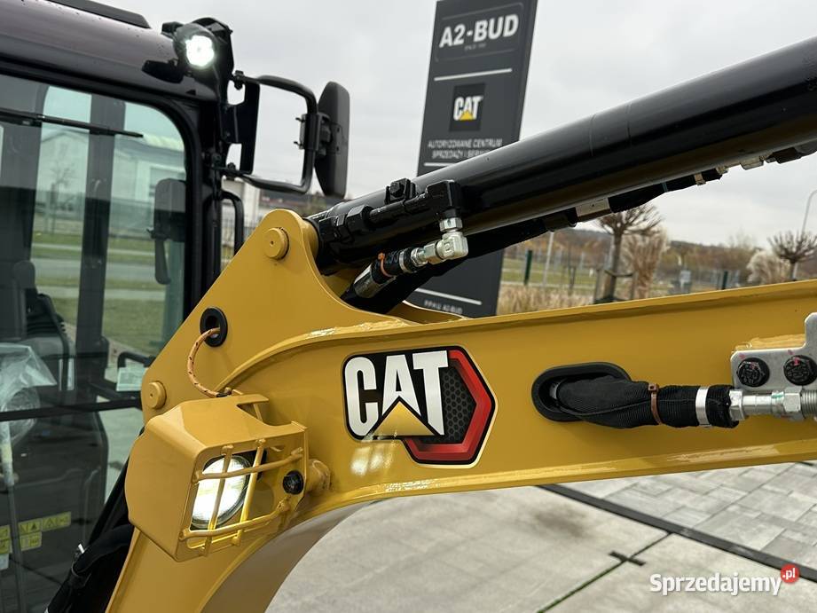 FABRYCZNIE NOWA MINIKOPARKA CATERPILLAR 302 CR Tuliszków
