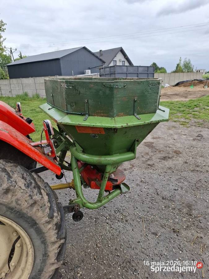 Rozsiewacz amazone f 402 Paniówki sprzedam
